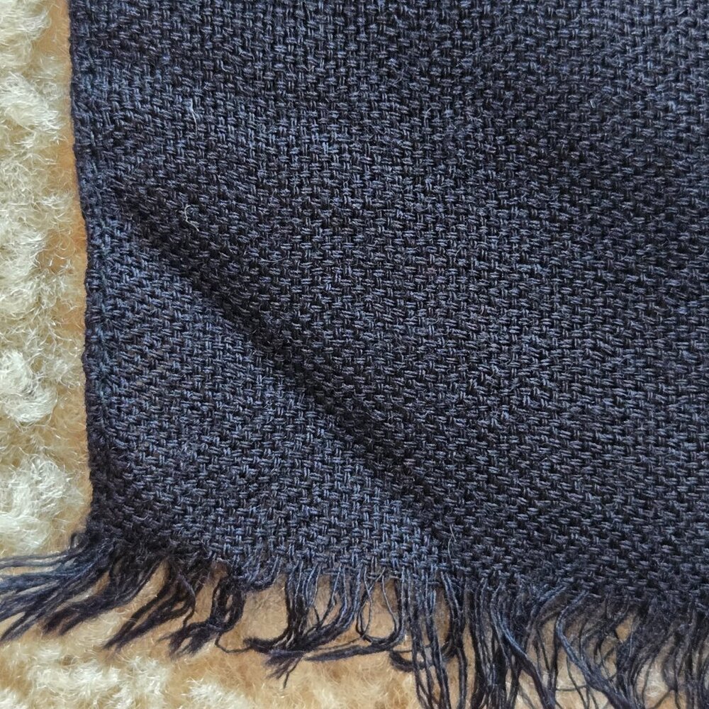 NWOT Lightweight Woven Black Wool Scarf - Picture 6 of 8